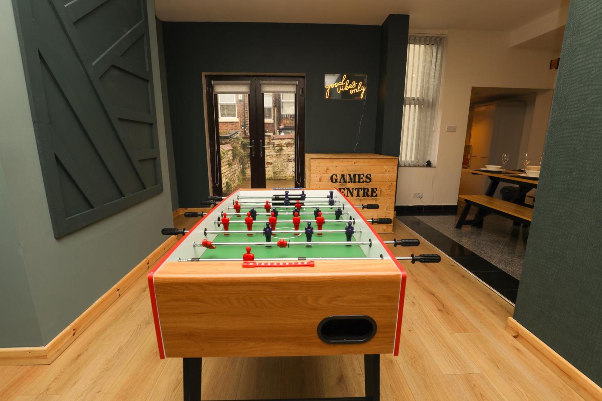 Anfield Luxe Retreat - Stylish Stay With Parking - Steps From Stadium - Short Drive To City Centre Liverpool Luaran gambar
